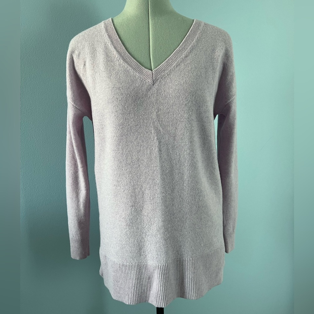 Apt. 9 100% Cashmere Lavender V-Neck Sweater Size S
